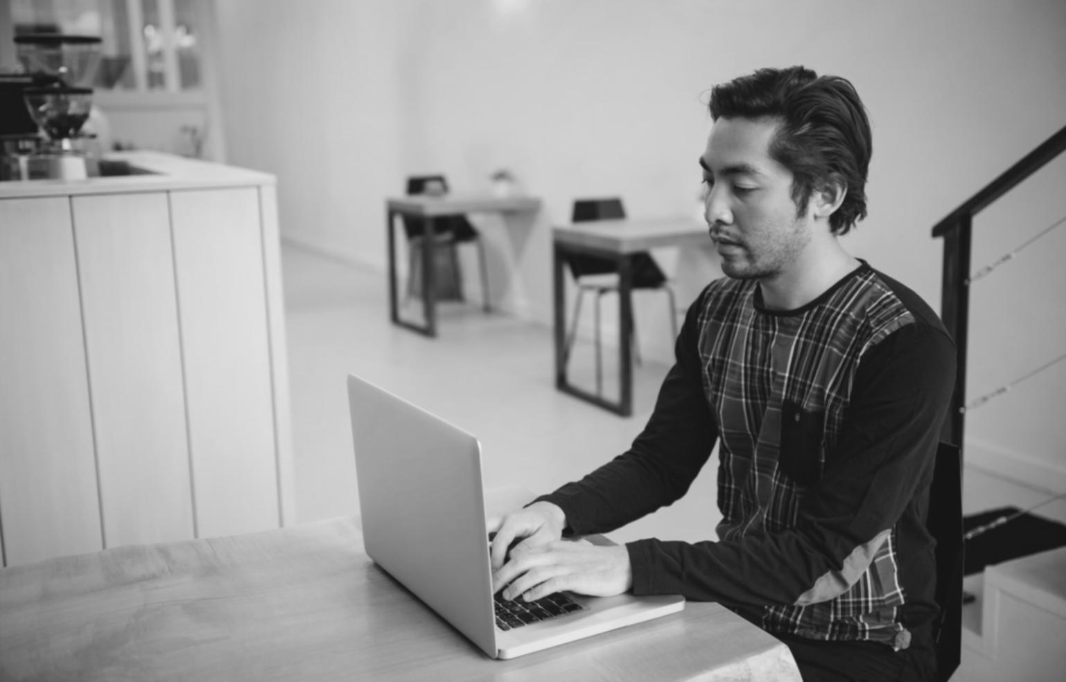 Moderne Beratungsräume mit professioneller Atmosphäre